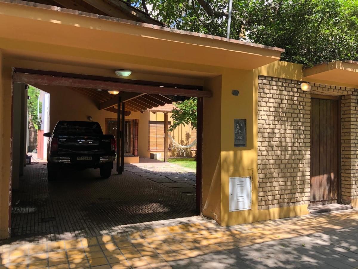 Вилла Veinticinco Casa De Huespedes Мендоса Экстерьер фото