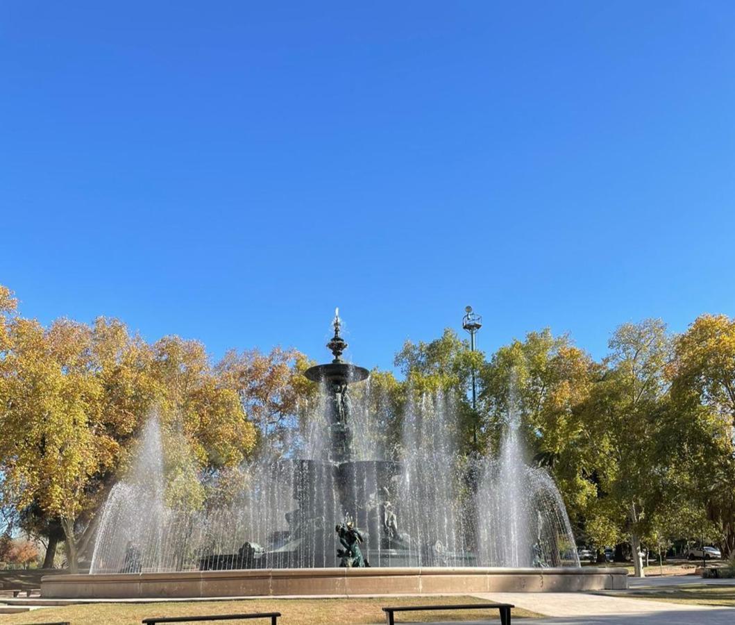 Вилла Veinticinco Casa De Huespedes Мендоса Экстерьер фото