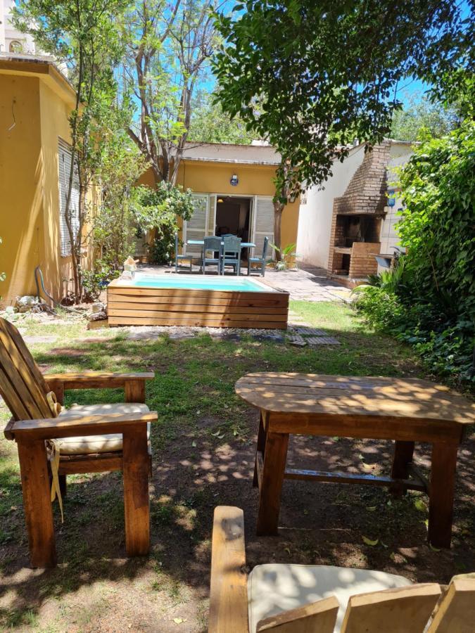 Вилла Veinticinco Casa De Huespedes Мендоса Экстерьер фото