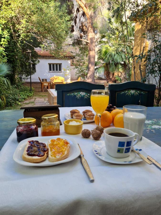 Вилла Veinticinco Casa De Huespedes Мендоса Экстерьер фото