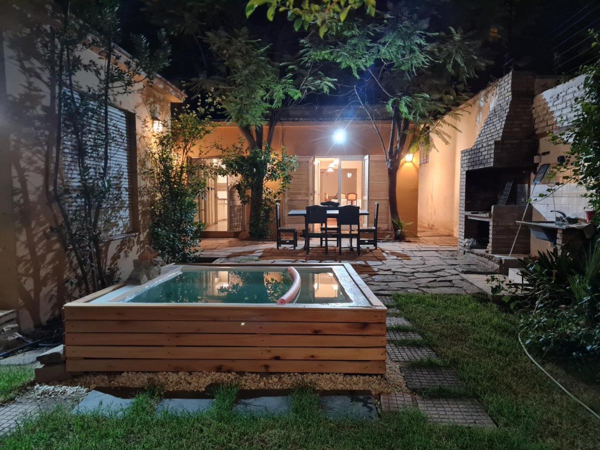 Вилла Veinticinco Casa De Huespedes Мендоса Экстерьер фото